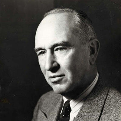 Sidney B. Moeur headshot