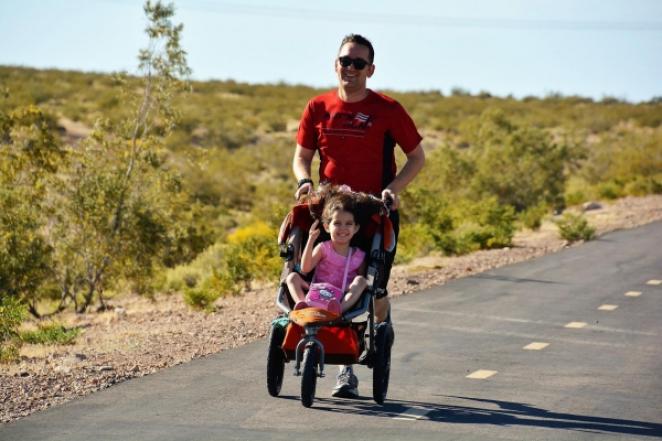 Las Vegas alumnus running in the ASU Tillman Honor Run. 