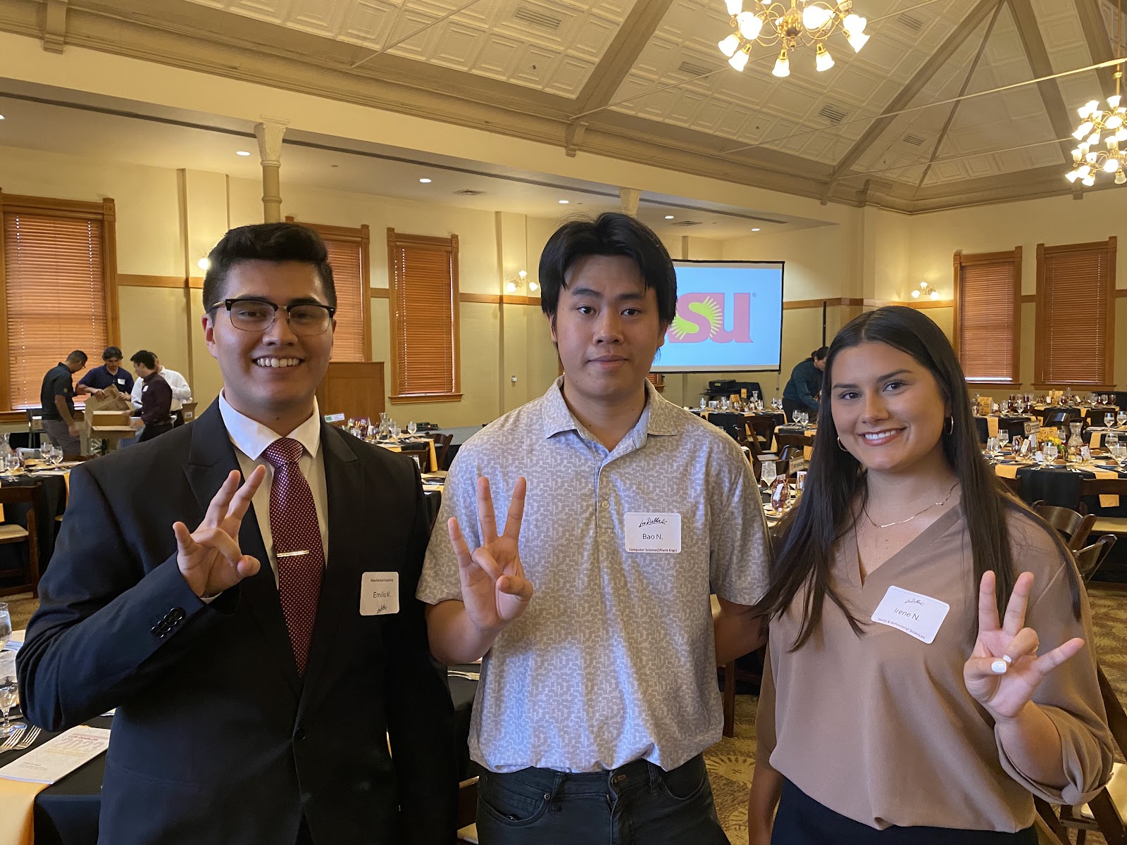 It’s time to celebrate! Our scholars are prepping for the annual Roast and Toast Celebration and fundraiser.