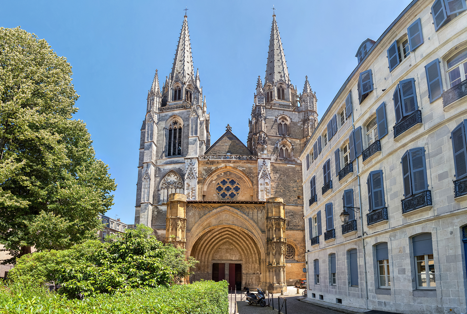 Bayonne